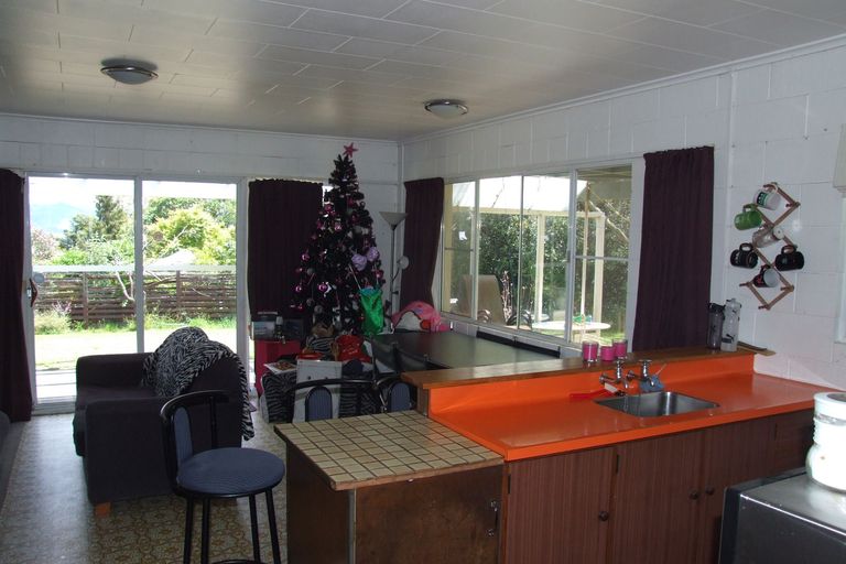 Photo of property in 2/12 Regents Grove, Richmond Heights, Taupo, 3330