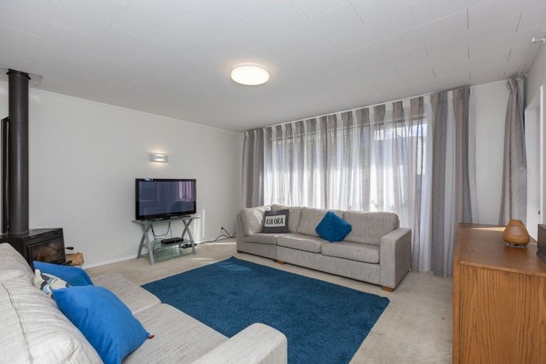 Photo of property in 11b Falla Street, Paraparaumu Beach, Paraparaumu, 5032