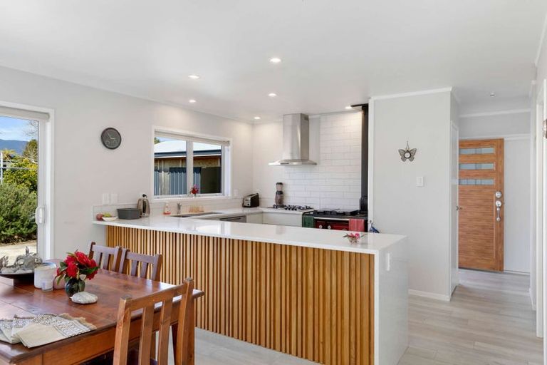 Photo of property in 12 Hunter Street, Karamea, 7893