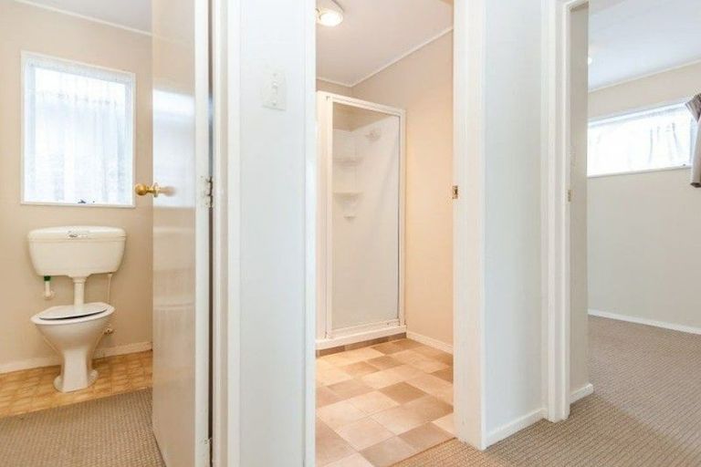 Photo of property in 15 Leander Place, Milson, Palmerston North, 4414