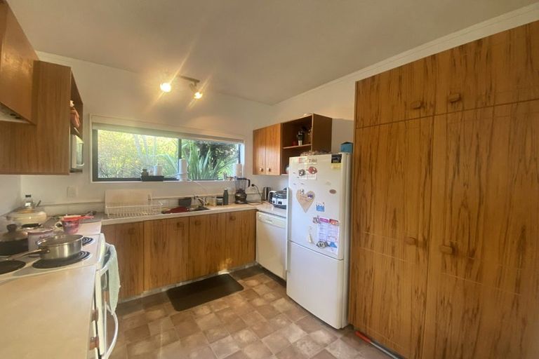 Photo of property in 156 Waikawa Road, Picton, 7220