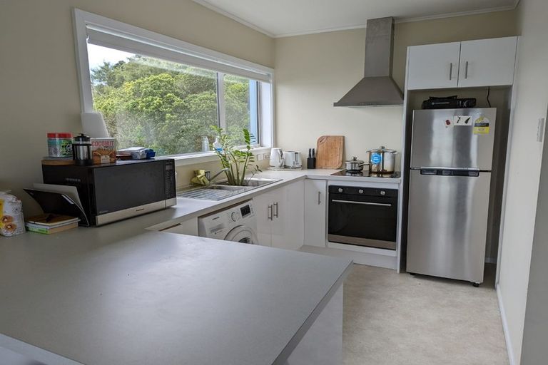 Photo of property in 8d Nikau Road, Point Howard, Lower Hutt, 5013