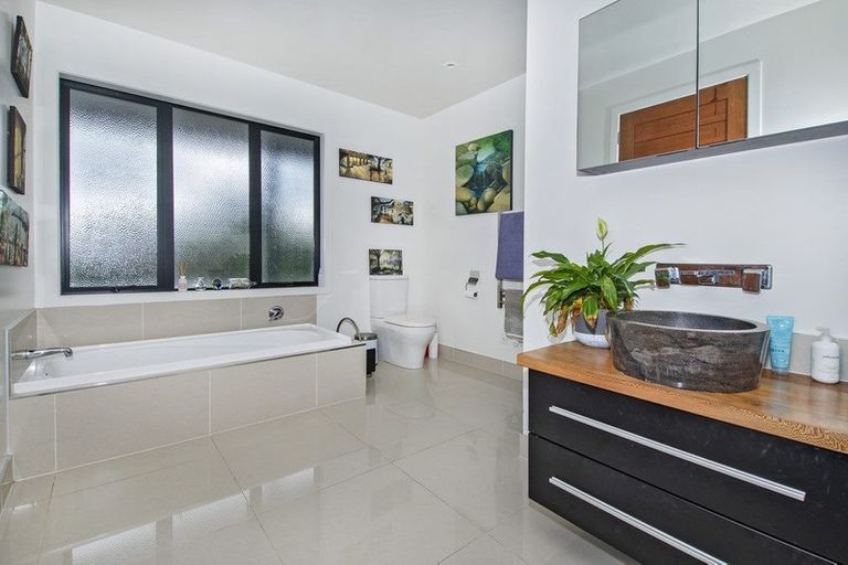 Photo of property in 11 Corsair Drive, Maungatapere, Whangarei, 0179