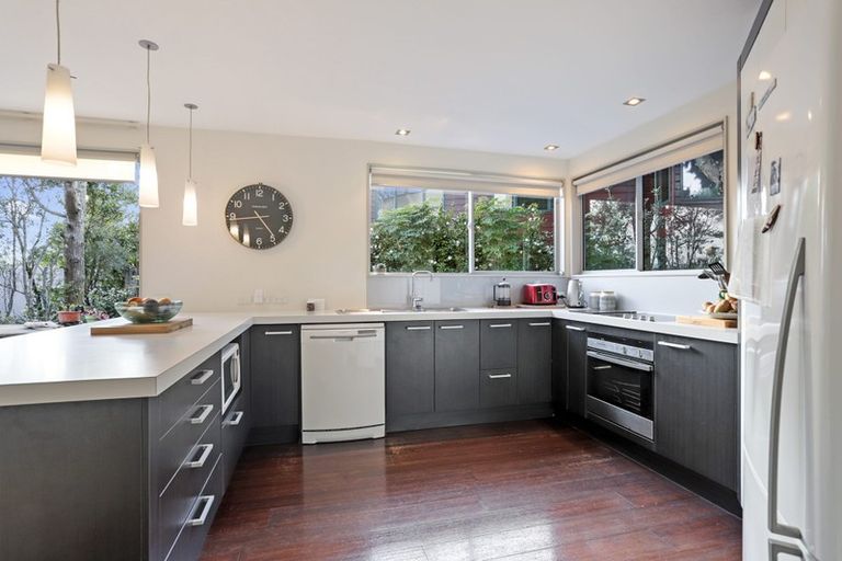 Photo of property in 229b Titirangi Road, Titirangi, Auckland, 0604