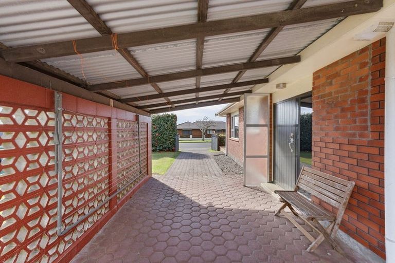 Photo of property in 21 Truby King Street, Merrilands, New Plymouth, 4312
