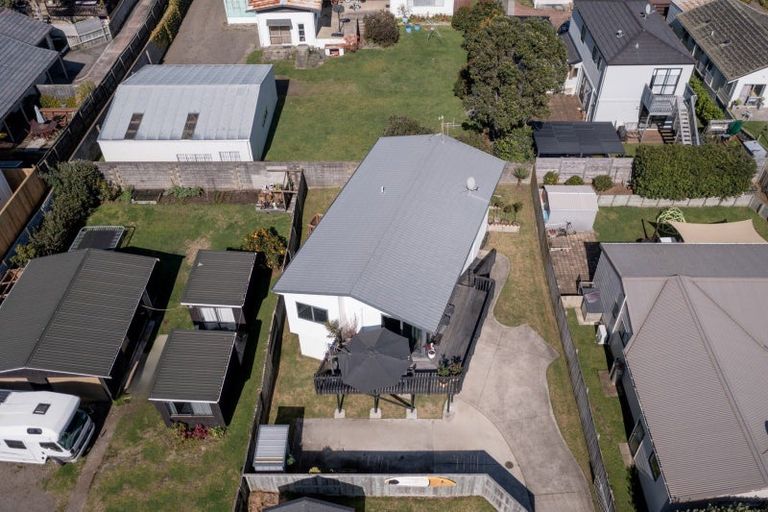 Photo of property in 768b Papamoa Beach Road, Papamoa Beach, Papamoa, 3118