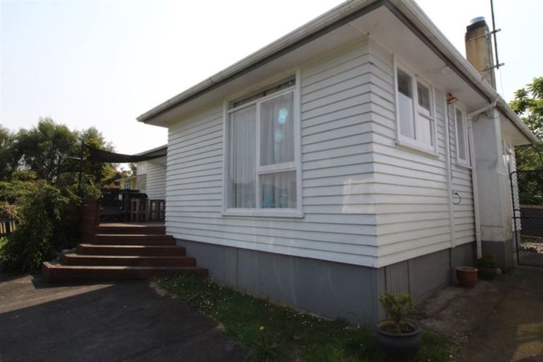 Photo of property in 10 Reid Drive, Putaruru, 3411