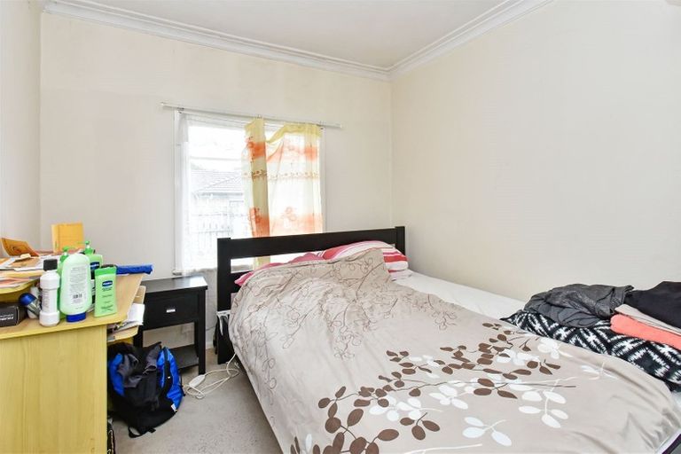 Photo of property in 2/13 Tennessee Avenue, Mangere East, Auckland, 2024