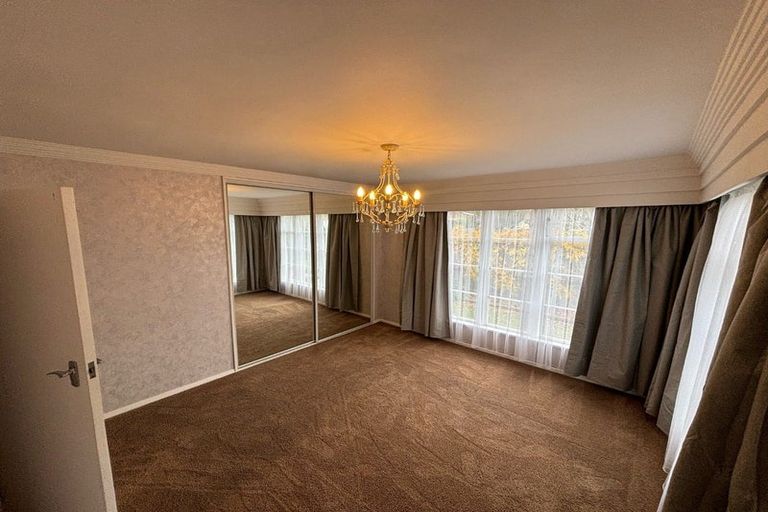 Photo of property in 31 Heretaunga Square, Silverstream, Upper Hutt, 5019