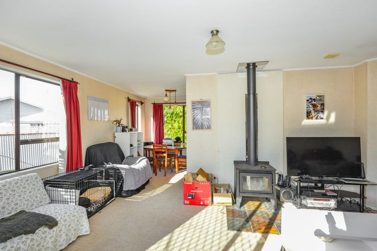 Photo of property in 909 Collinge Road, Mayfair, Hastings, 4122
