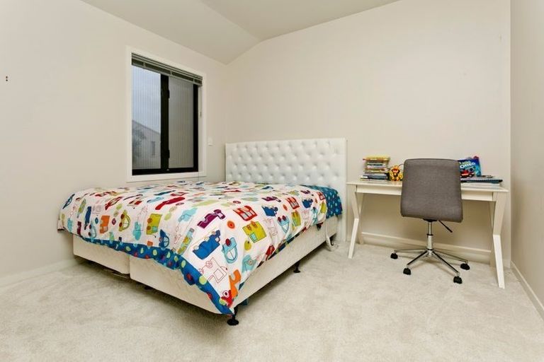 Photo of property in Point Ridge, 19/130 Gills Road, Albany Heights, Auckland, 0632