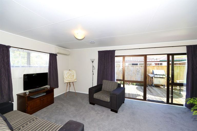 Photo of property in 2/114 Park Road South, Akina, Hastings, 4122
