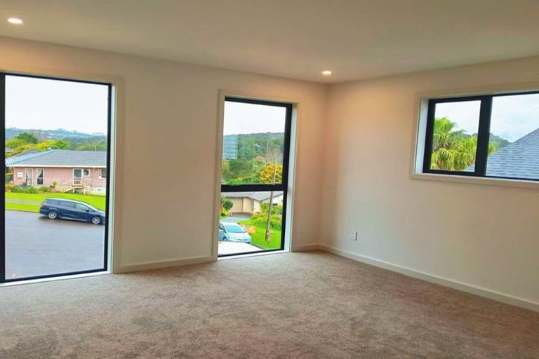 Photo of property in 12 Notre Dame Way, Albany, Auckland, 0632