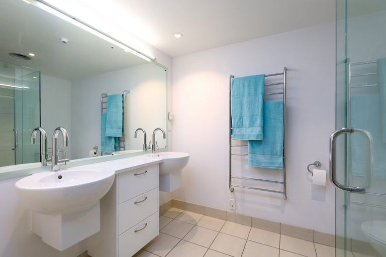 Photo of property in Waterfront Apartments, 8/309 Wakefield Quay, Stepneyville, Nelson, 7010