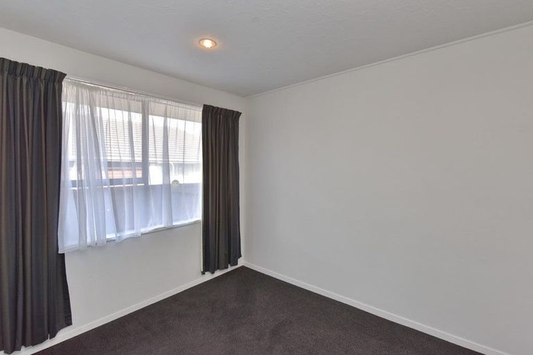 Photo of property in 2/17 Apollo Place, Papanui, Christchurch, 8052