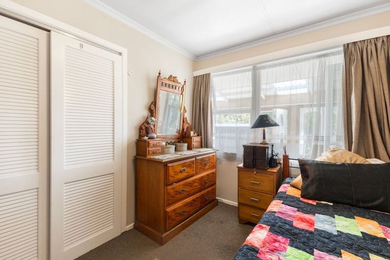 Photo of property in 8 Omata Road, Westown, New Plymouth, 4310