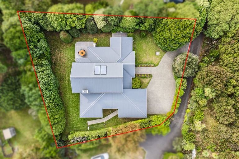 Photo of property in 3 Southleigh, Raumati South, Paraparaumu, 5032