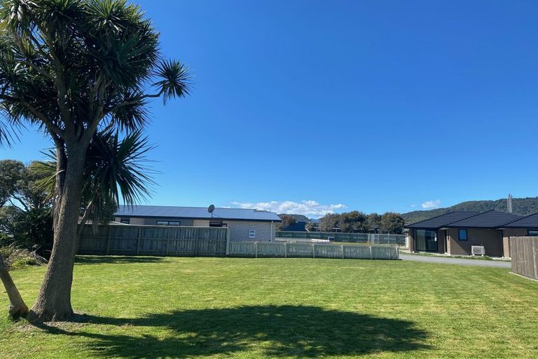 Photo of property in 14 Parfitt Place, Greymouth, 7805