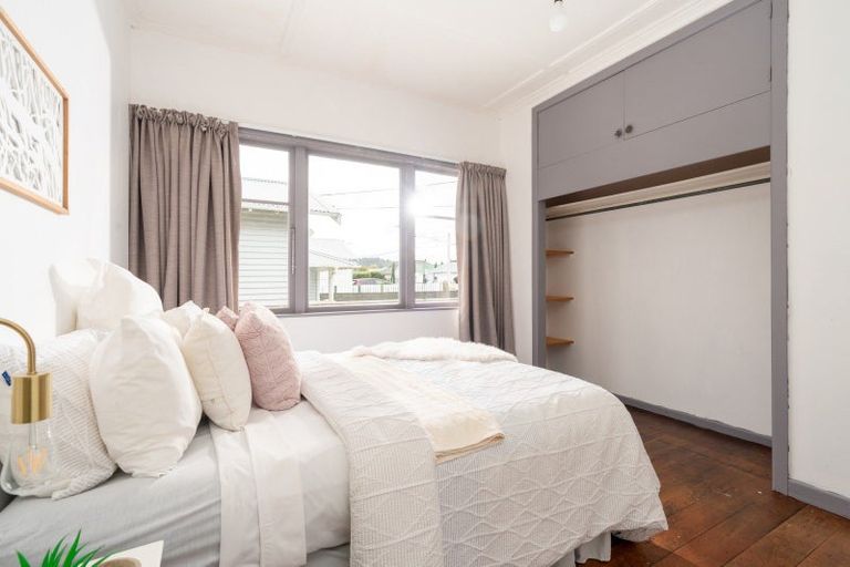 Photo of property in 25 Argentine Avenue, Miramar, Wellington, 6022