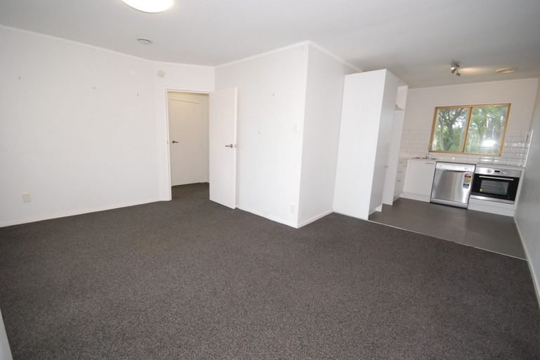Photo of property in 1d/88 Aroha Avenue, Sandringham, Auckland, 1025
