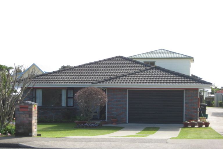 Photo of property in 2/279 Pohutukawa Avenue, Ohope, 3121