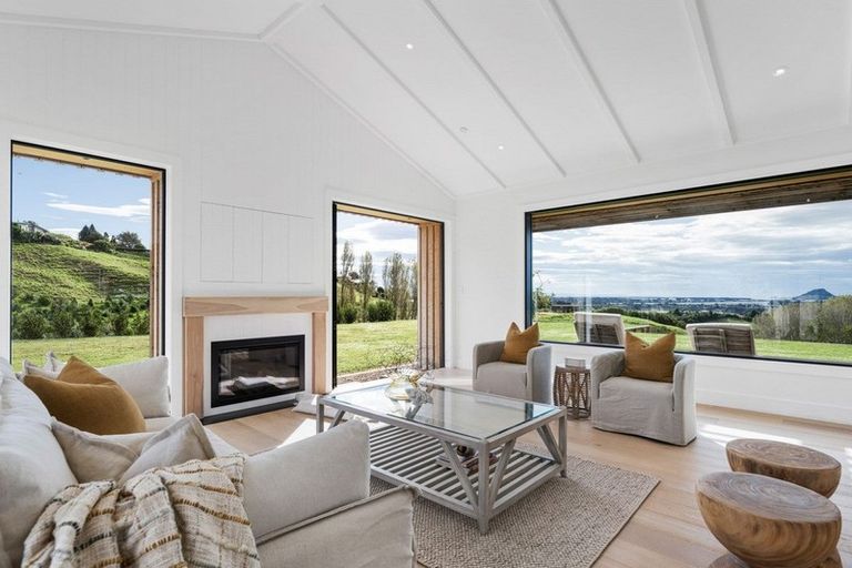 Photo of property in 23 Te Auhi Way, Welcome Bay, Tauranga, 3112