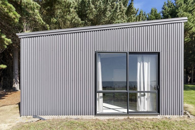 Photo of property in 4894 Hampden-palmerston Road, Shag Point, Palmerston, 9482