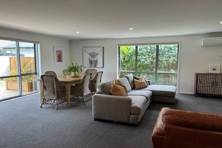 Photo of property in 2 Dyer Lane, Cambridge, 3434