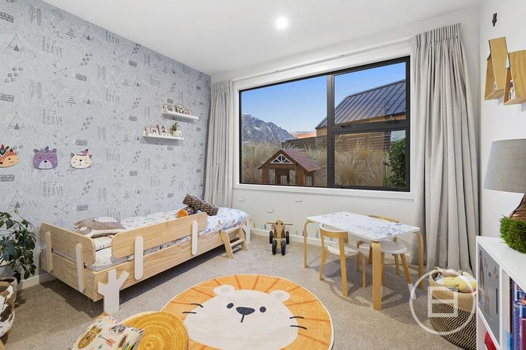 Photo of property in 3 Rabbiters Drive, Jacks Point, Queenstown, 9371