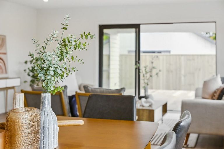 Photo of property in 16 Te Awahohonu Lane, Otaki, 5512