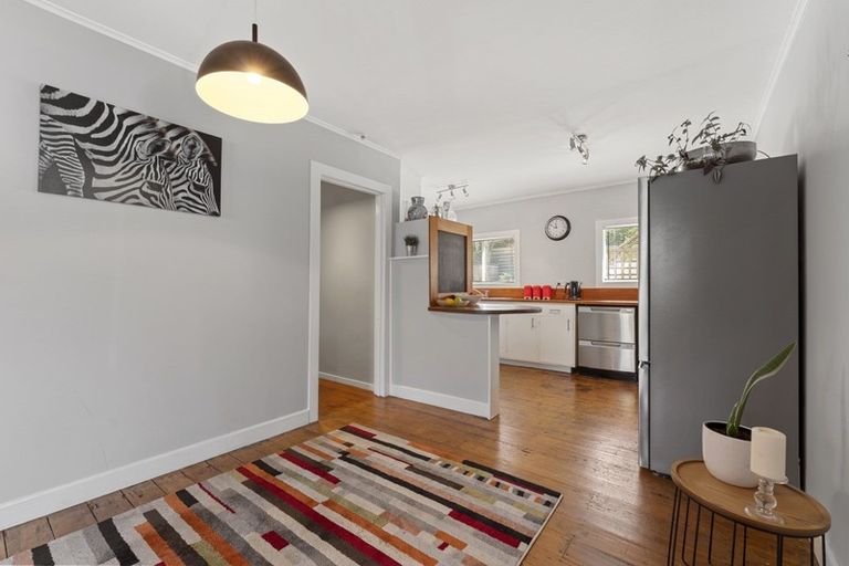 Photo of property in 28 Summerhays Street, Terrace End, Palmerston North, 4410