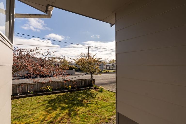 Photo of property in 8 Hopkins Road, Twizel, 7901