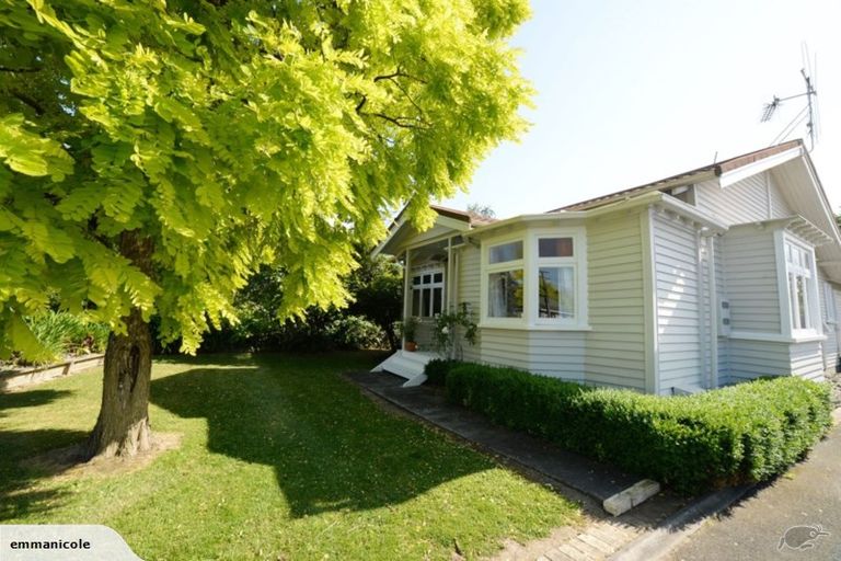 Photo of property in 8 Saint Olpherts Avenue, Hamilton East, Hamilton, 3216