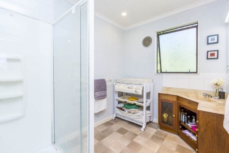 Photo of property in 10 Johnswood Grove, Clouston Park, Upper Hutt, 5018