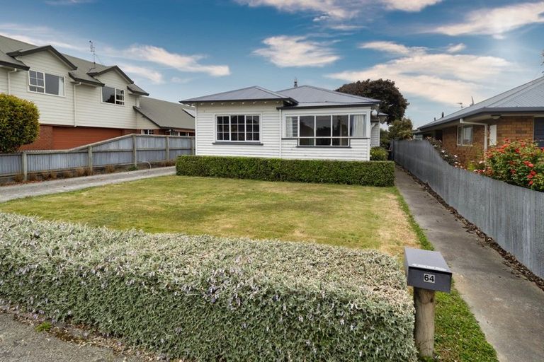 Photo of property in 64 Cameron Street, Ashburton, 7700