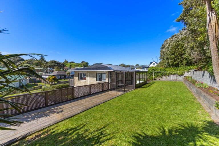 Photo of property in 37 Herekawe Drive, Spotswood, New Plymouth, 4310