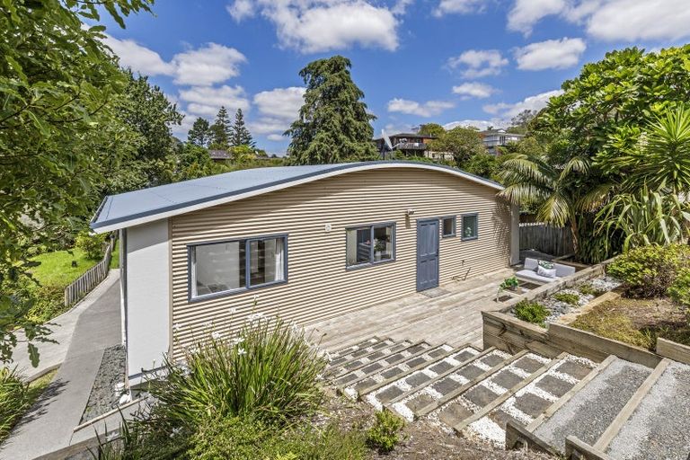 Photo of property in 40f Weatherly Road, Torbay, Auckland, 0630