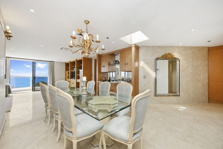 Photo of property in Mon Desir Apartments, 6/173b Hurstmere Road, Takapuna, Auckland, 0622