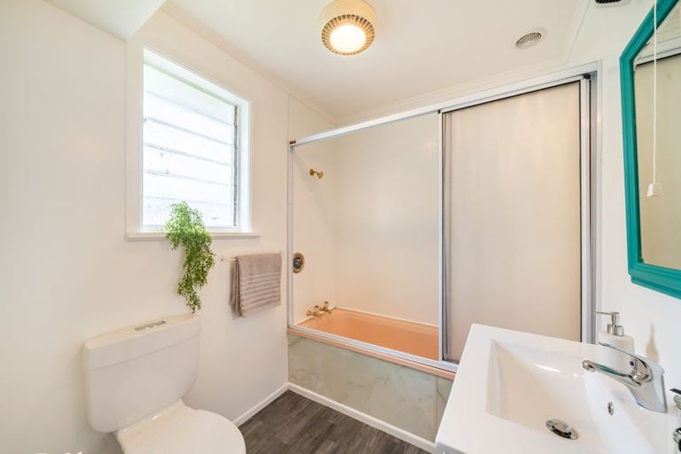 Photo of property in 35 Routley Crescent, Elderslea, Upper Hutt, 5018