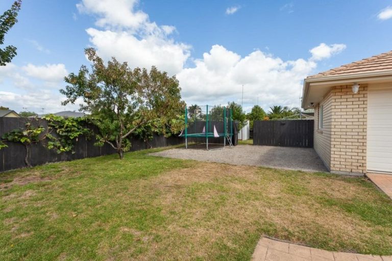 Photo of property in 52 Parewaitai Court, Papamoa Beach, Papamoa, 3118