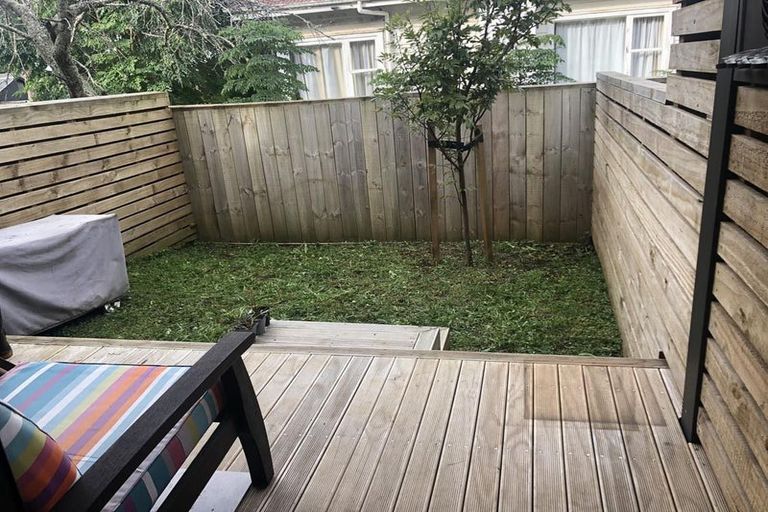 Photo of property in 1/4 Parson Lane, Papatoetoe, Auckland, 2025