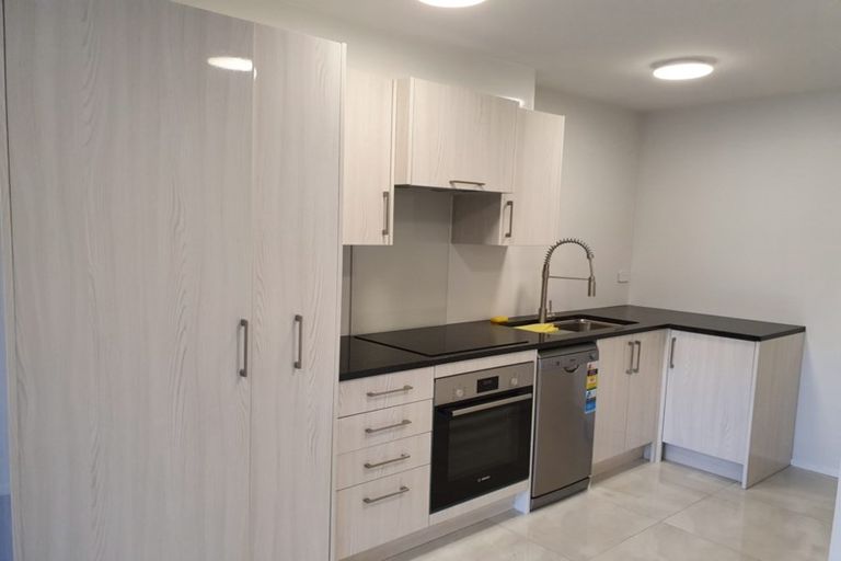 Photo of property in 3/232 Main Road, Tawa, Wellington, 5028