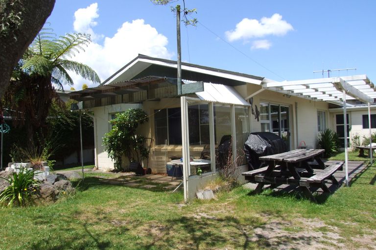 Photo of property in 2/12 Regents Grove, Richmond Heights, Taupo, 3330