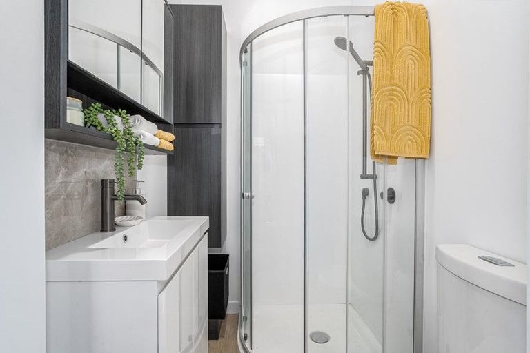 Photo of property in 48 Hall Street, Newtown, Wellington, 6021