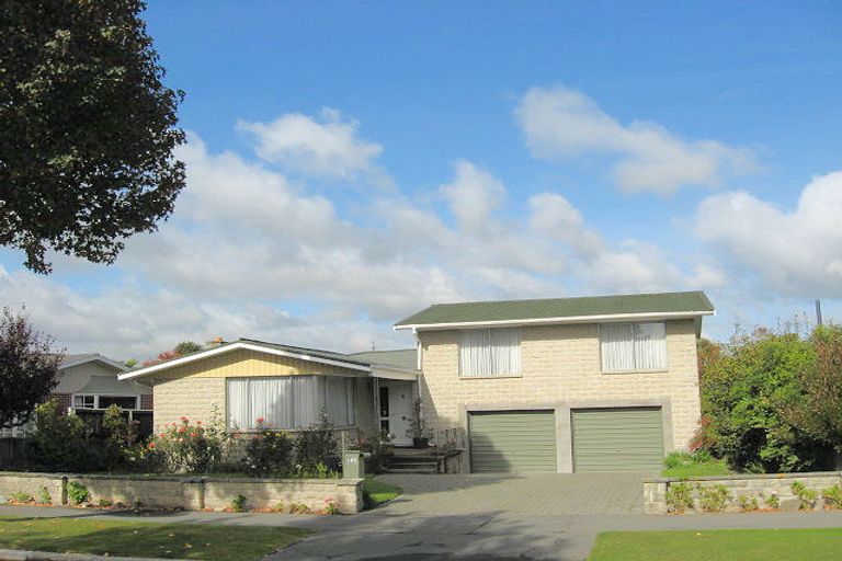 Photo of property in 307 Waimairi Road, Ilam, Christchurch, 8041