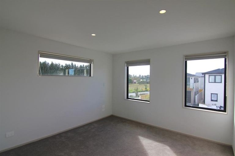 Photo of property in 14 Cicada Road, Hobsonville, Auckland, 0616