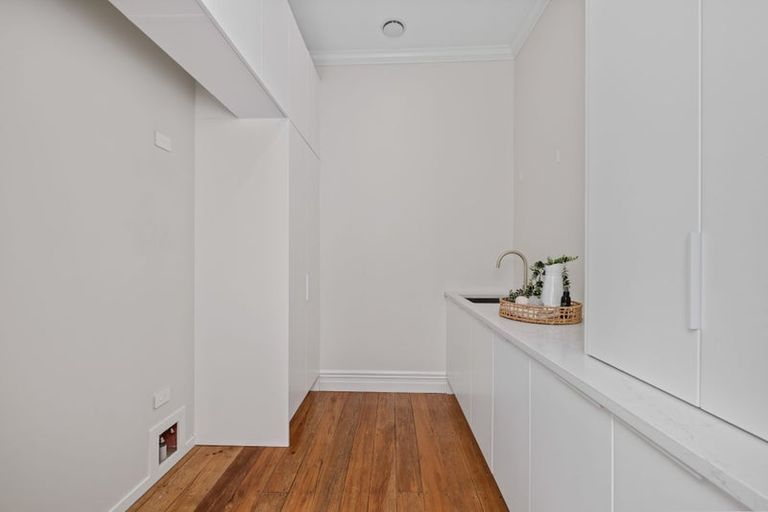 Photo of property in 95b Waikawa Road, Picton, 7220