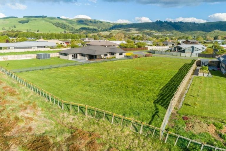 Photo of property in 46 Montgomery Crescent, Kinloch, Taupo, 3377