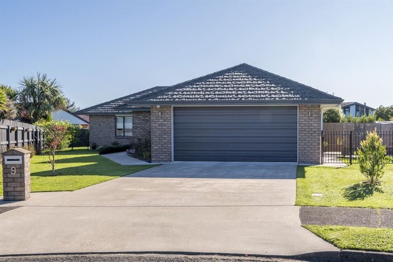 Photo of property in 9 Ngaio Street, Levin, 5510