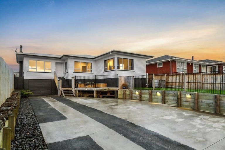 Photo of property in 24 Rothery Road, Hillpark, Auckland, 2102